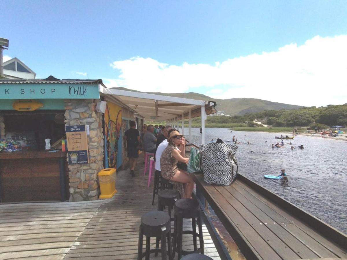 Matshana Lodge Hermanus Bagian luar foto
